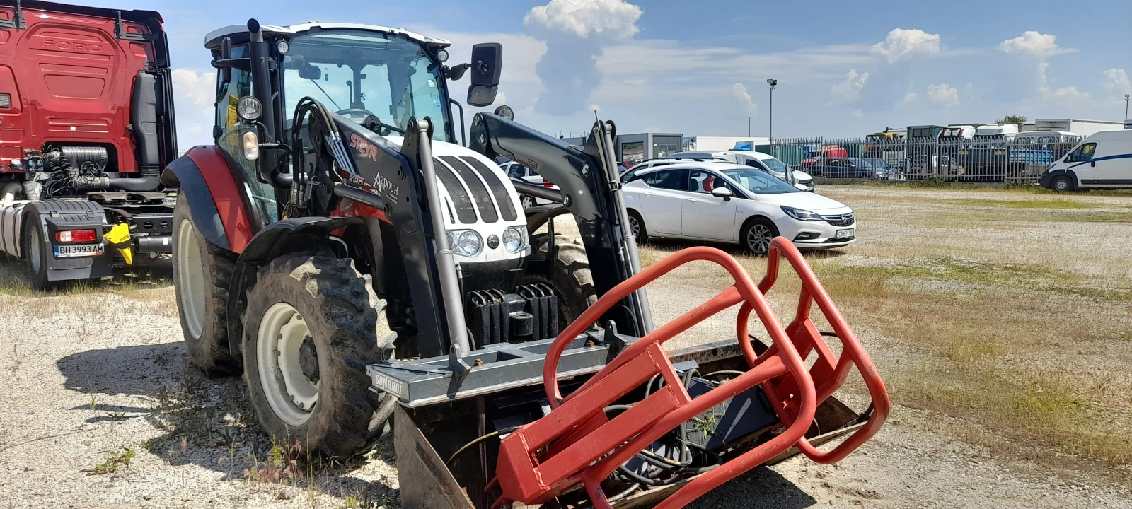 Трактор Steyr Kompaкt 4120, снимка 3 - Селскостопанска техника - 53890240