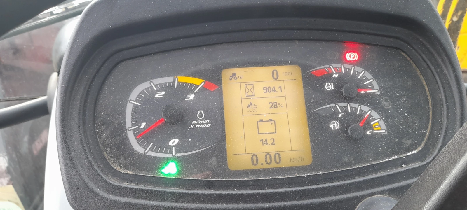 Трактор Steyr Kompaкt 4120, снимка 5 - Селскостопанска техника - 53890240