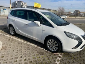 Opel Zafira Перфеткно състояние/ Фабричен метан - 5000 € / 9779.15 лв. - 39297879 5