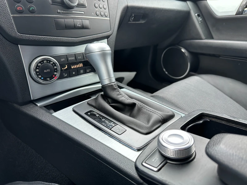 Mercedes-Benz C 320 3.0d 224 к.с. 4Matic, снимка 12 - Автомобили и джипове - 49736802