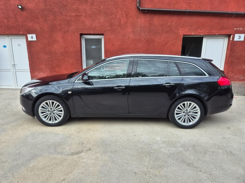Opel Insignia 1.4 140кс., снимка 2 - Автомобили и джипове - 51969757