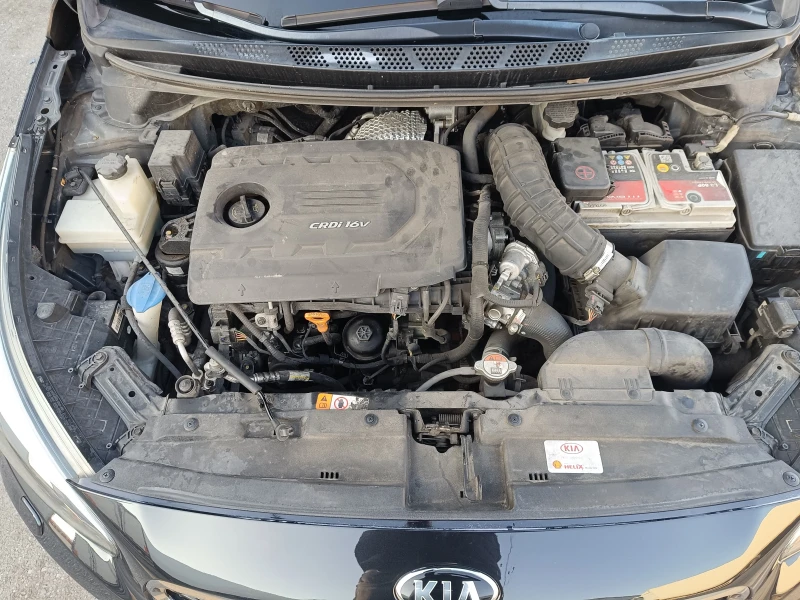 Kia Ceed 1.6 CRDI -GT Line, снимка 15 - Автомобили и джипове - 52757443
