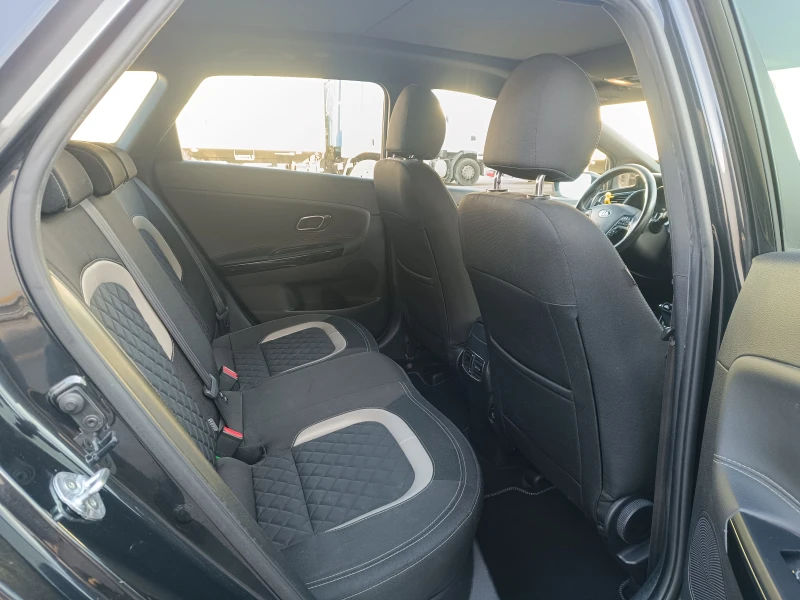 Kia Ceed 1.6 CRDI -GT Line, снимка 10 - Автомобили и джипове - 52757443