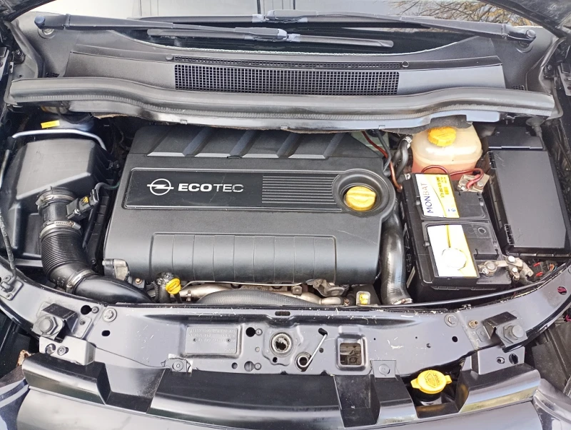 Opel Zafira 1.9, снимка 13 - Автомобили и джипове - 53565345