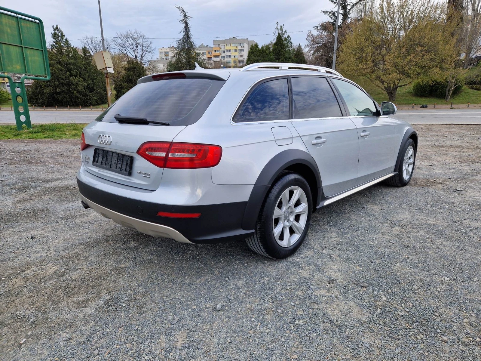 Audi A4 Allroad 2.0TDI Quattro - изображение 5