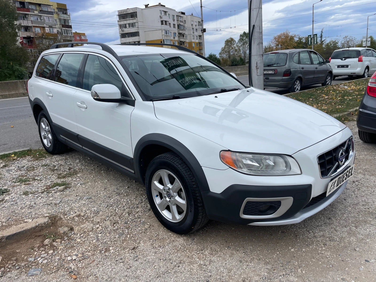 Volvo Xc70 2.0D-D3-163-ITALIA - изображение 3