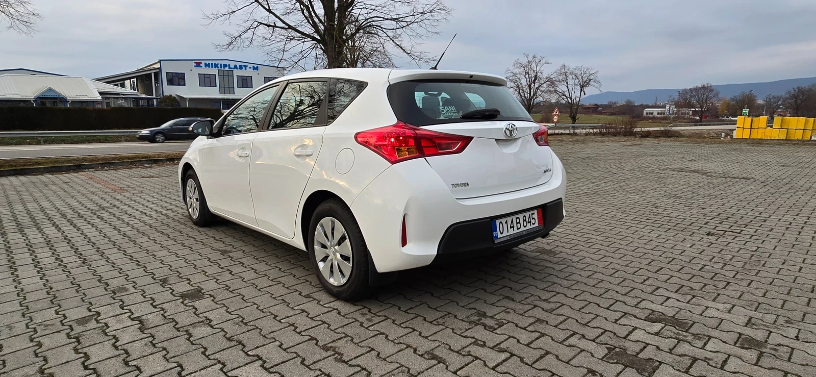 Toyota Auris 1.6 valve  matic - изображение 5