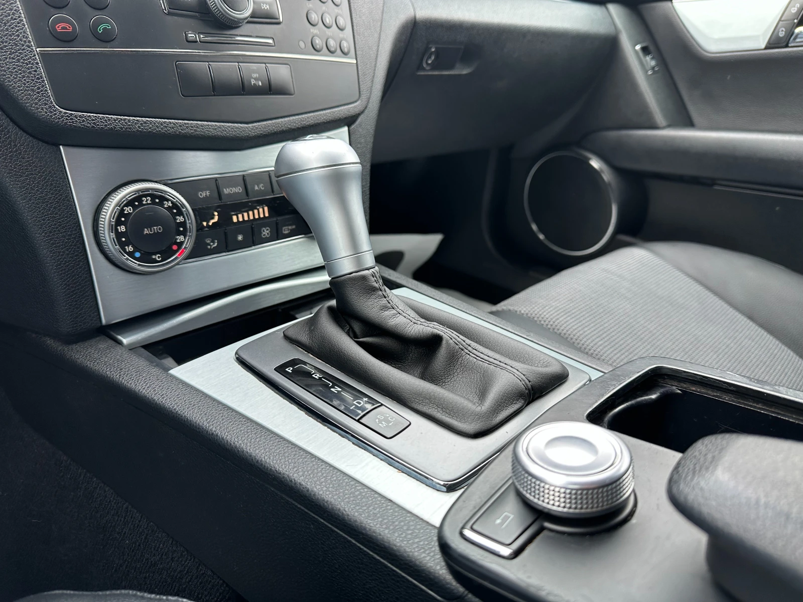 Mercedes-Benz C 320 3.0d 224 .. 4Matic | Mobile.bg   12