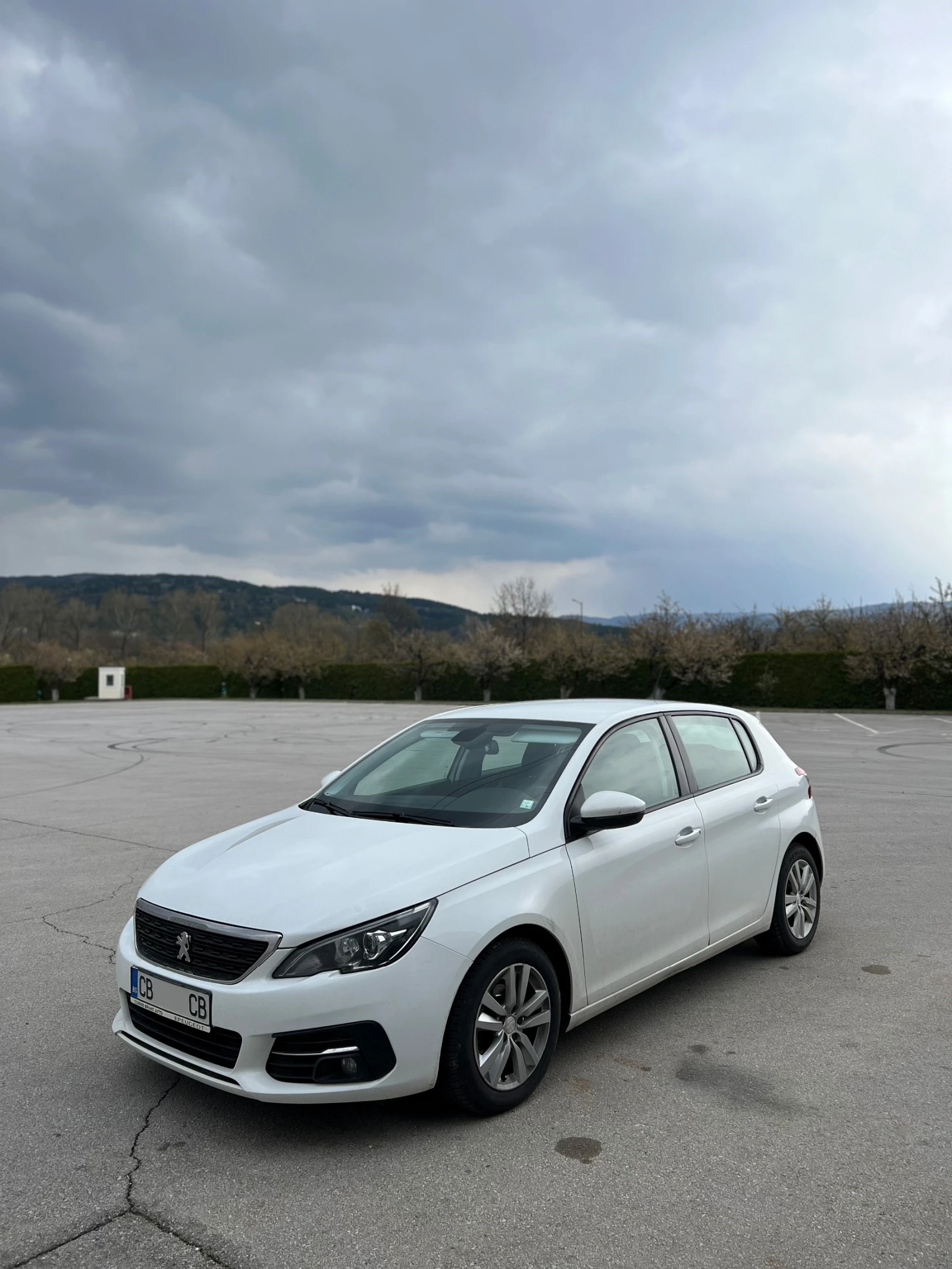 Peugeot 308 1.5 BlueHDI* КРУИЗКОНТРОЛ* В ГАРАНЦИЯ - изображение 4