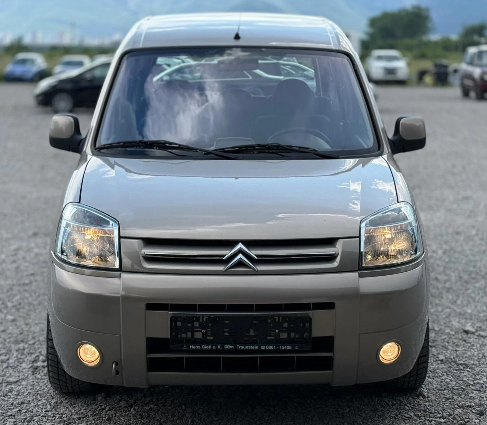 Citroen Berlingo 1.6i 109к.с * Климатик* * Пътник*  - изображение 2