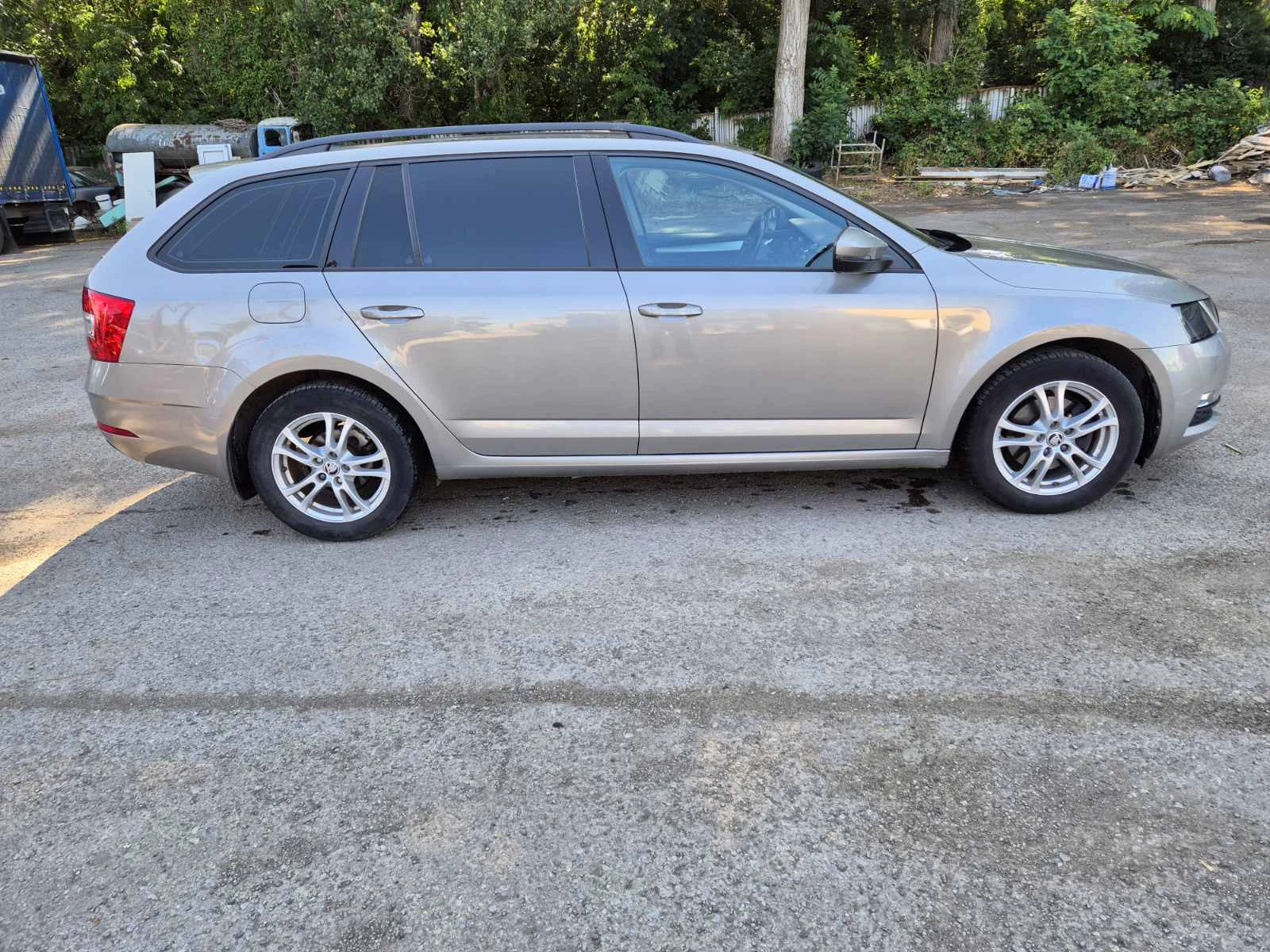 Skoda Octavia  - изображение 7
