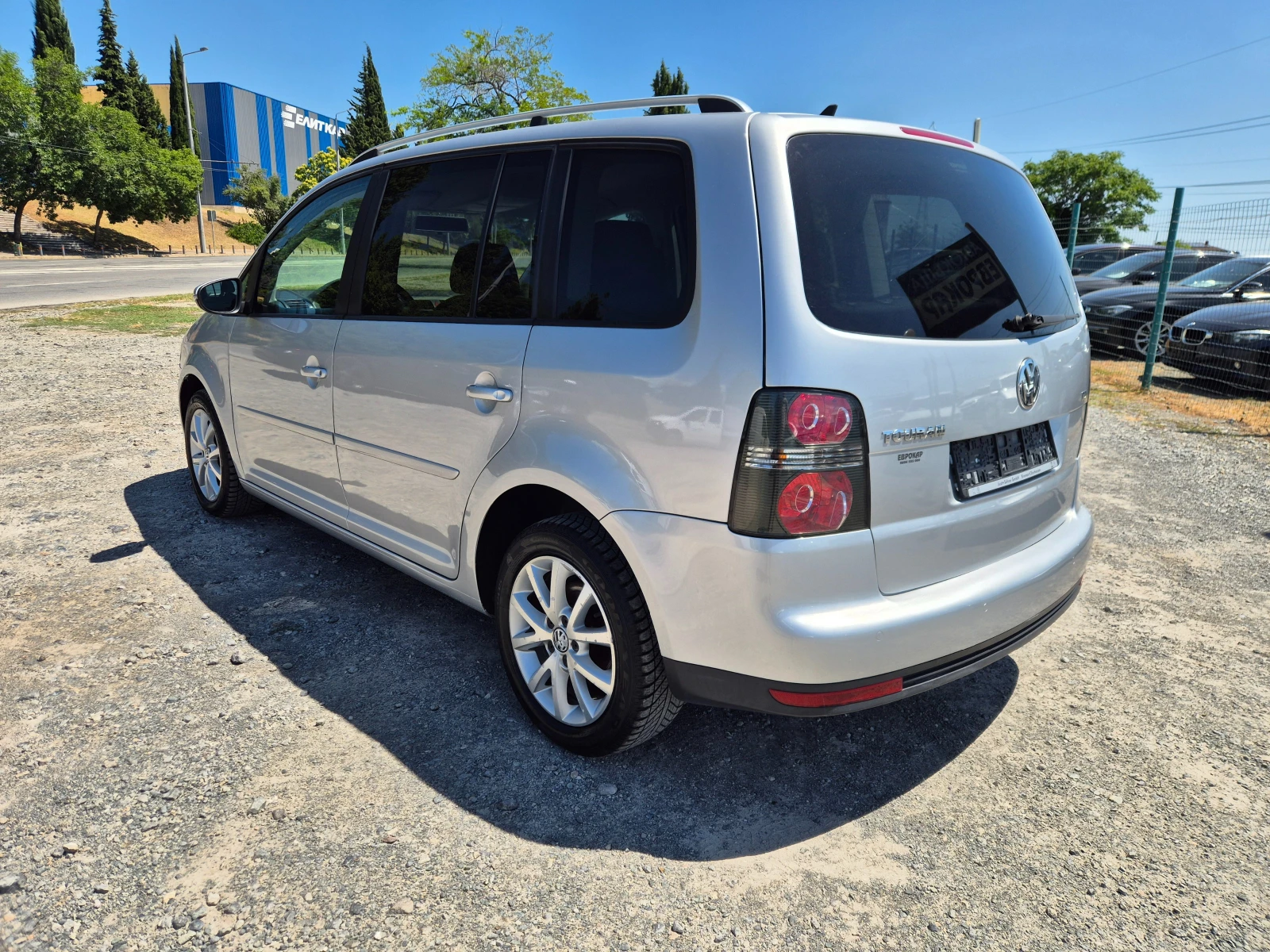 VW Touran 1.9TDI 6+ 1 - изображение 3
