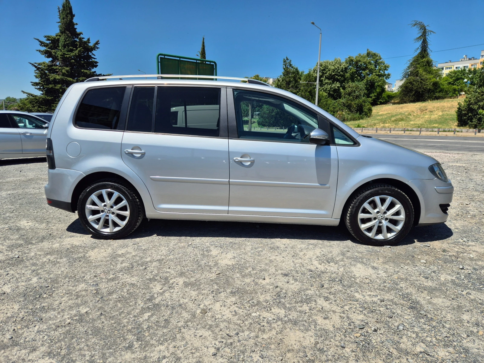 VW Touran 1.9TDI 6+ 1 - изображение 6