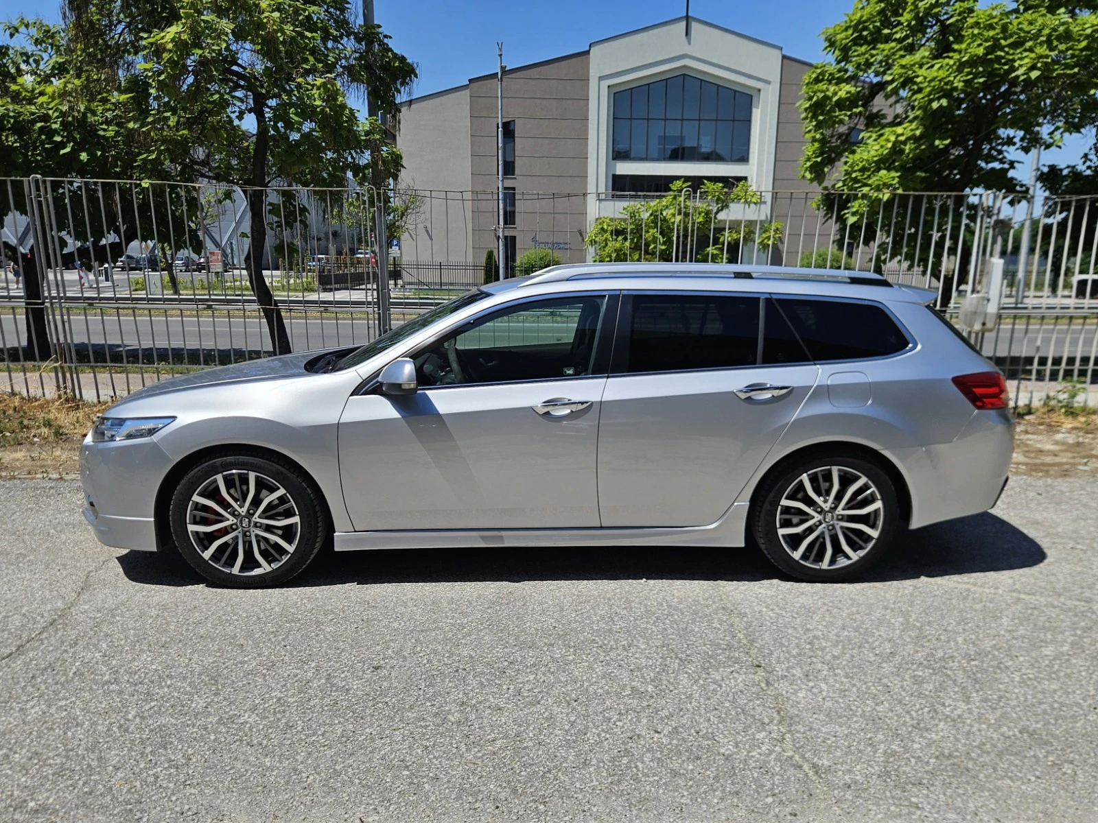 Honda Accord 2.2i-DTEC Type S Touring * Distronic * Navi * Cam - изображение 8