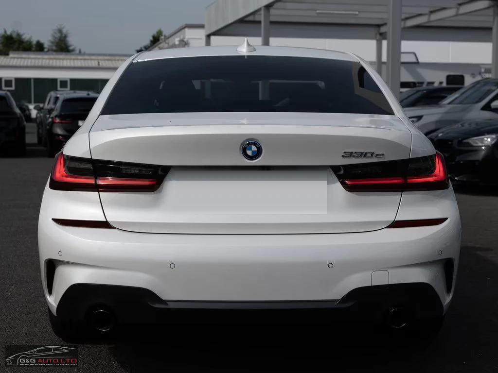 BMW 330 e/292HP/M-SPORT/HUD/LASER/LED/NAVI/CAM/AMBI/676v - изображение 2