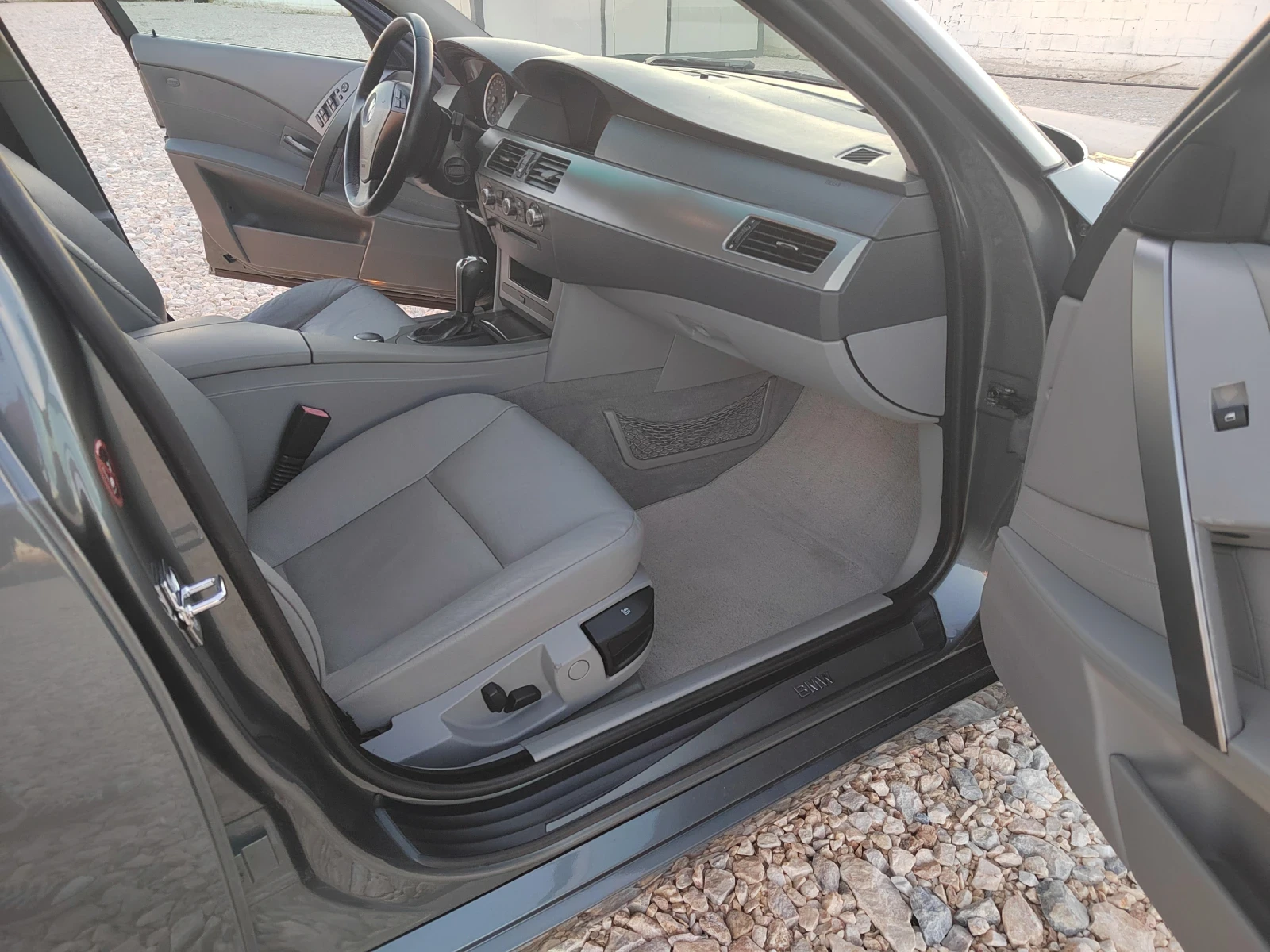 BMW 530 3.0 - изображение 10