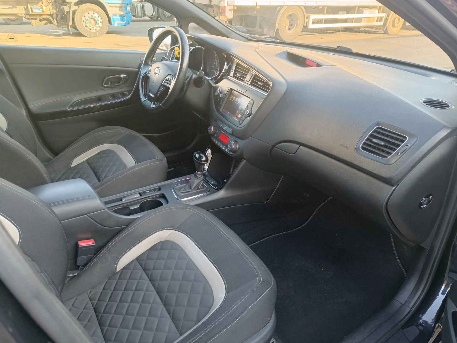 Kia Ceed 1.6 CRDI -GT Line | Mobile.bg � ����������� 11