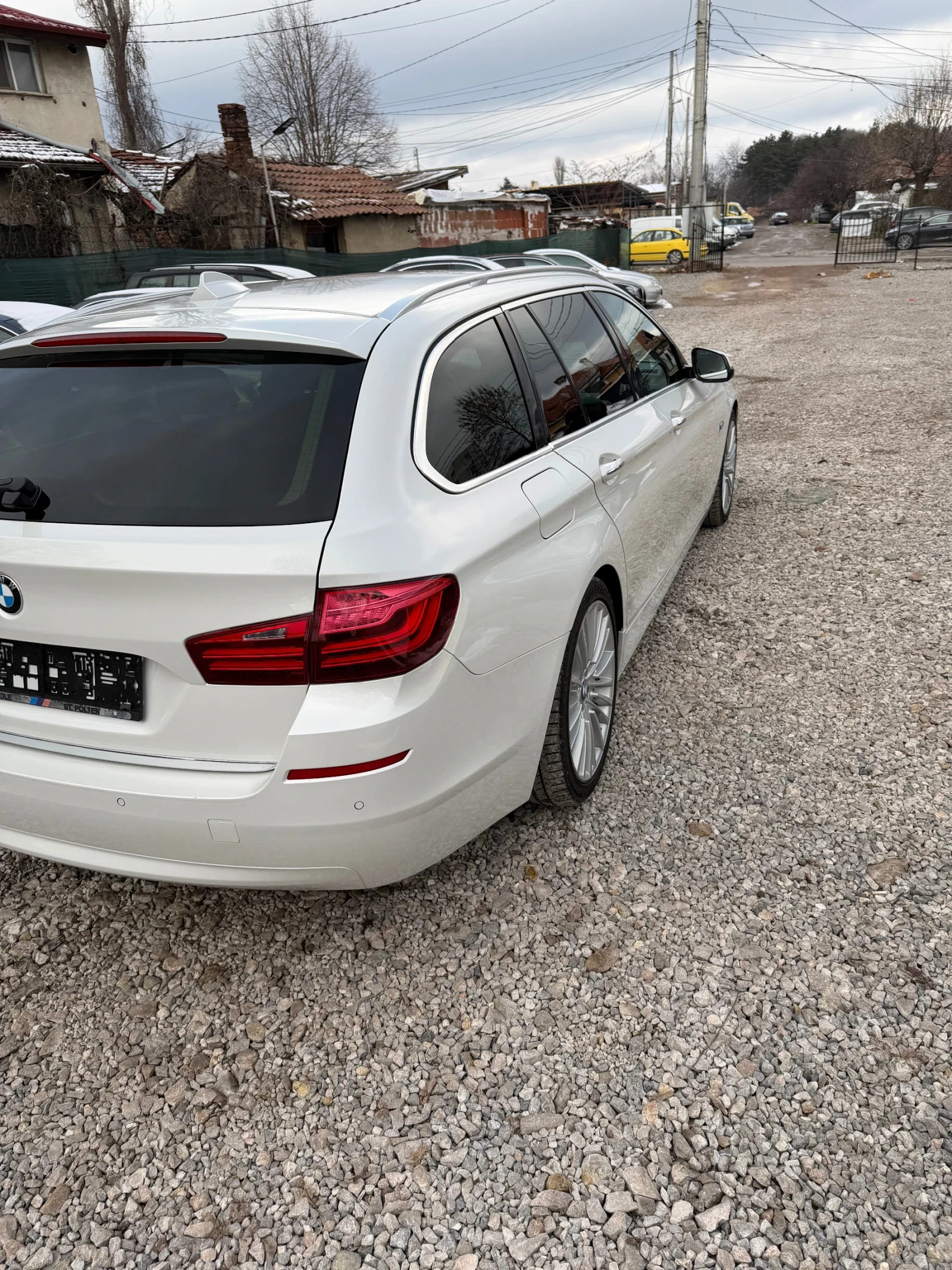 BMW 530 xDrive В отлично състояние 3.0d - изображение 4
