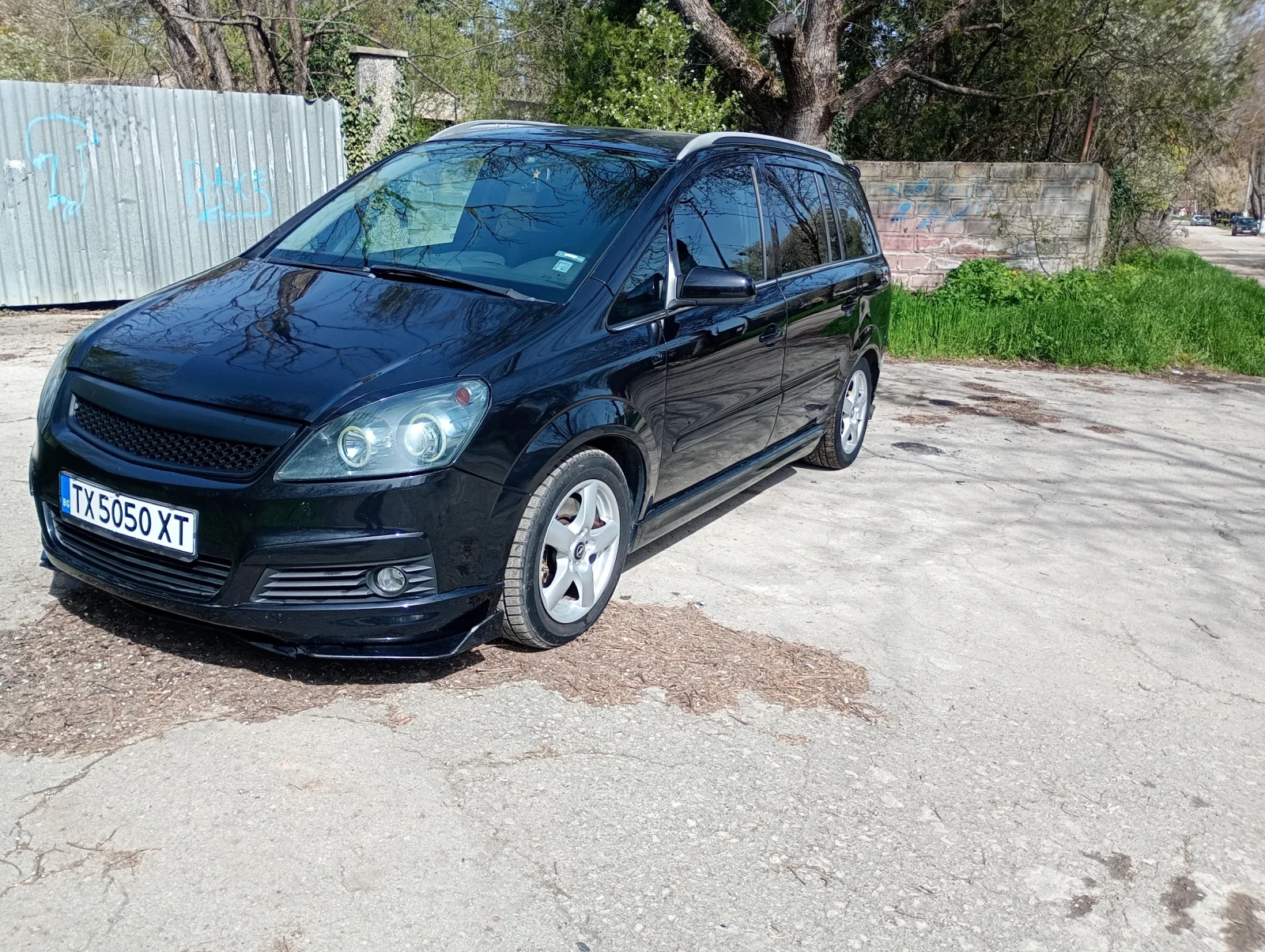 Opel Zafira 1.9 OPC line, снимка 12 - Автомобили и джипове - 53565345