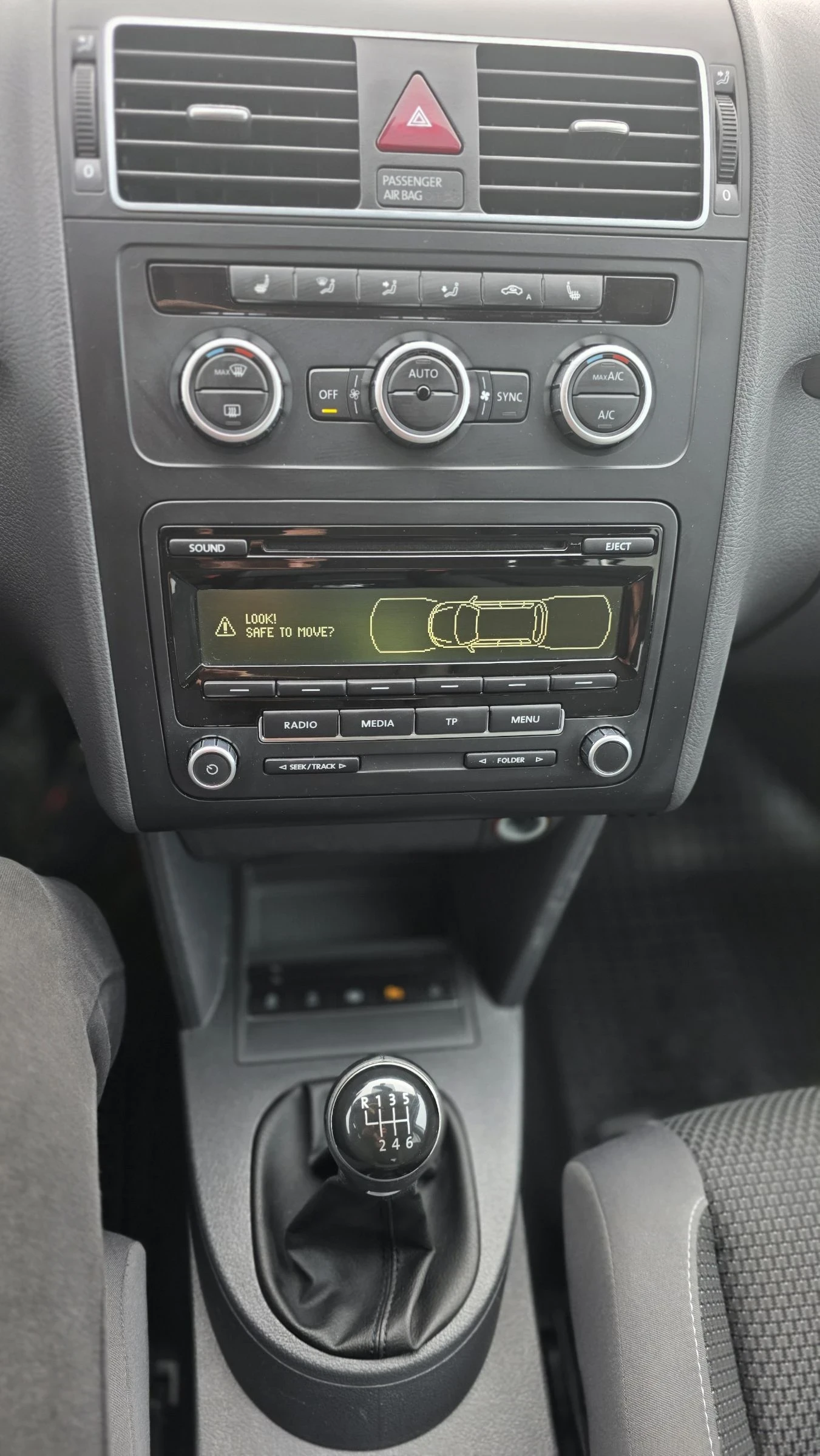 VW Touran 1, 6 TDI EURO 6 | Mobile.bg � ����������� 14