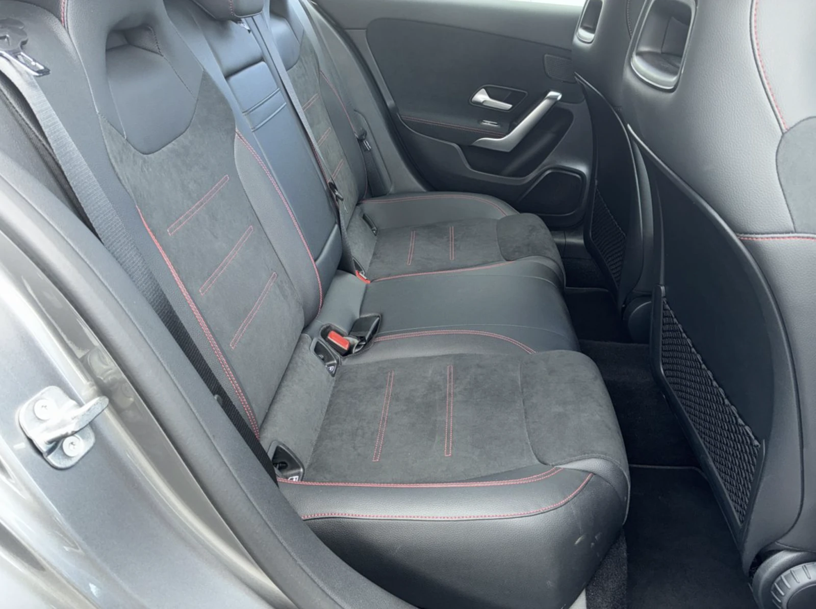 Mercedes-Benz A 180 d AMG Line Гаранция/Нощен пакет/Дигитално - изображение 6