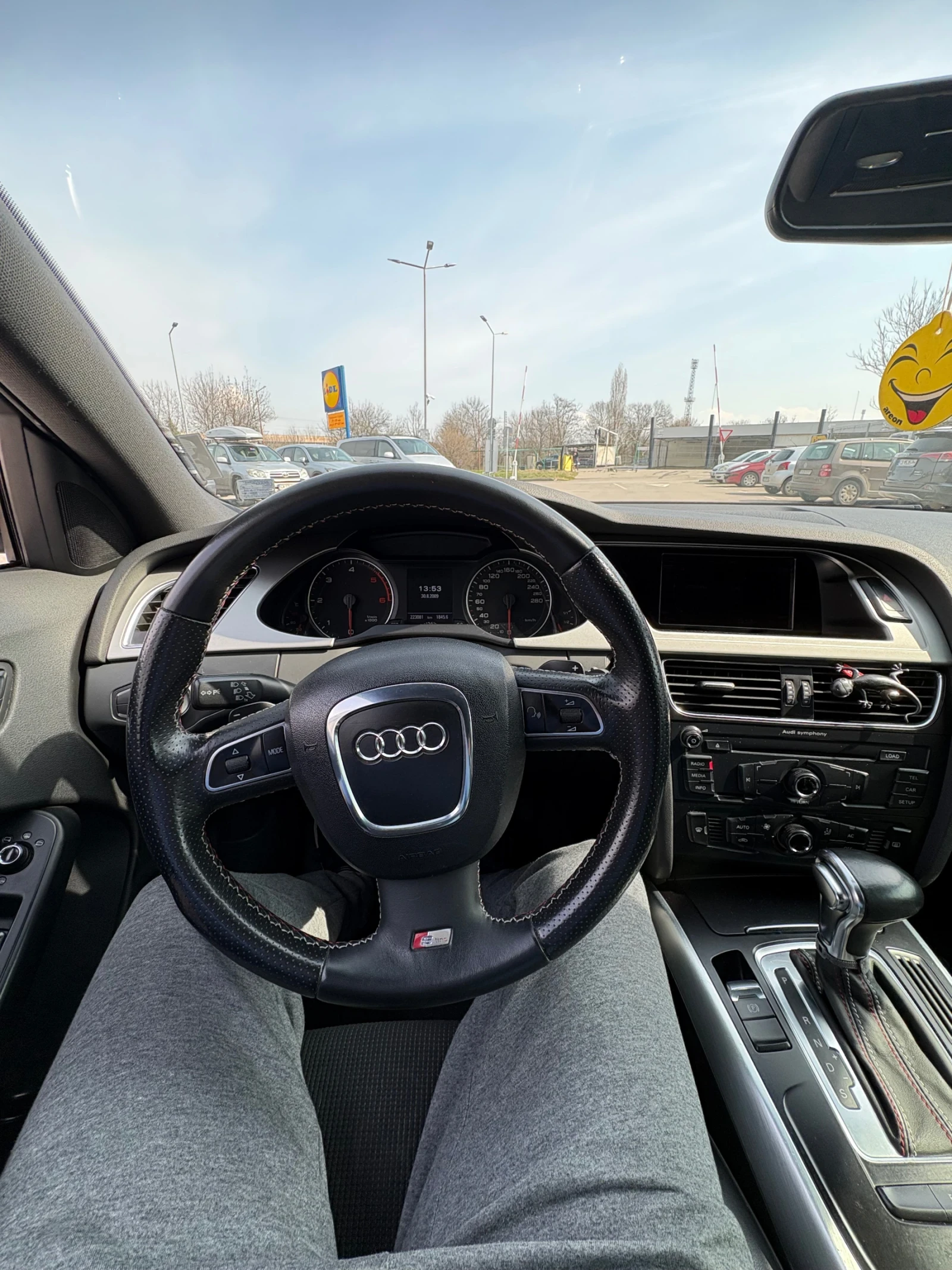 Audi A4 2.0TDI , снимка 13 - Автомобили и джипове - 53756579