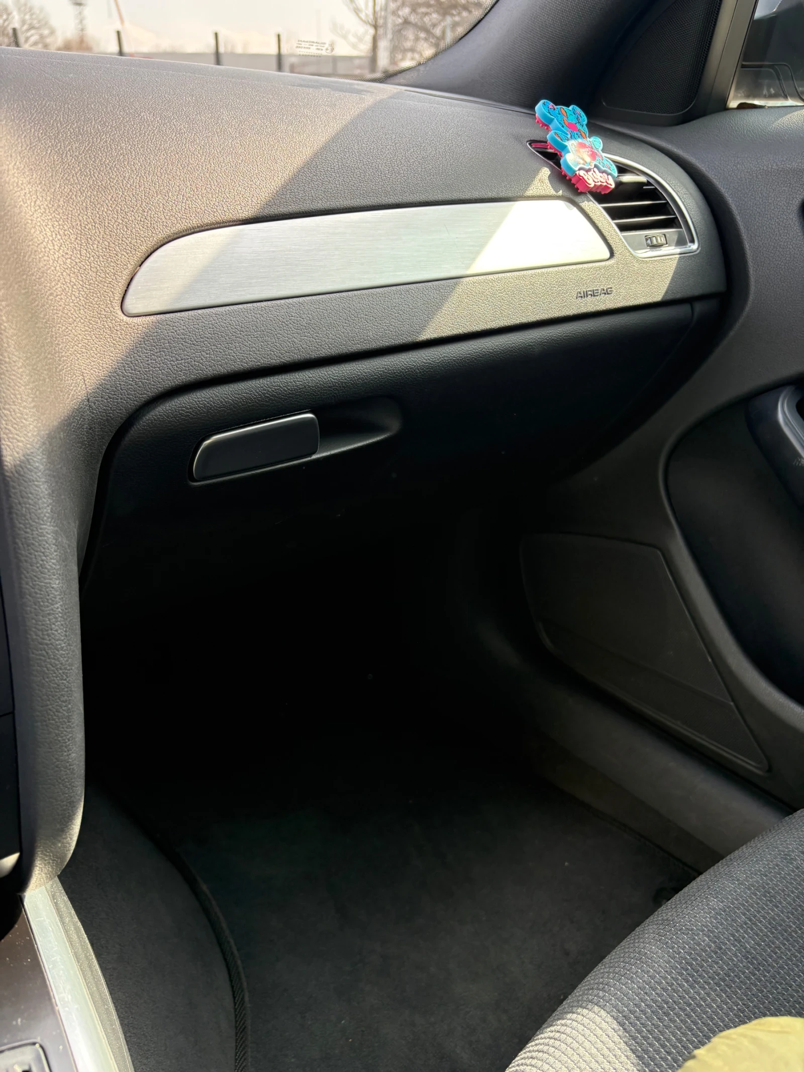 Audi A4 2.0TDI , снимка 14 - Автомобили и джипове - 53756579