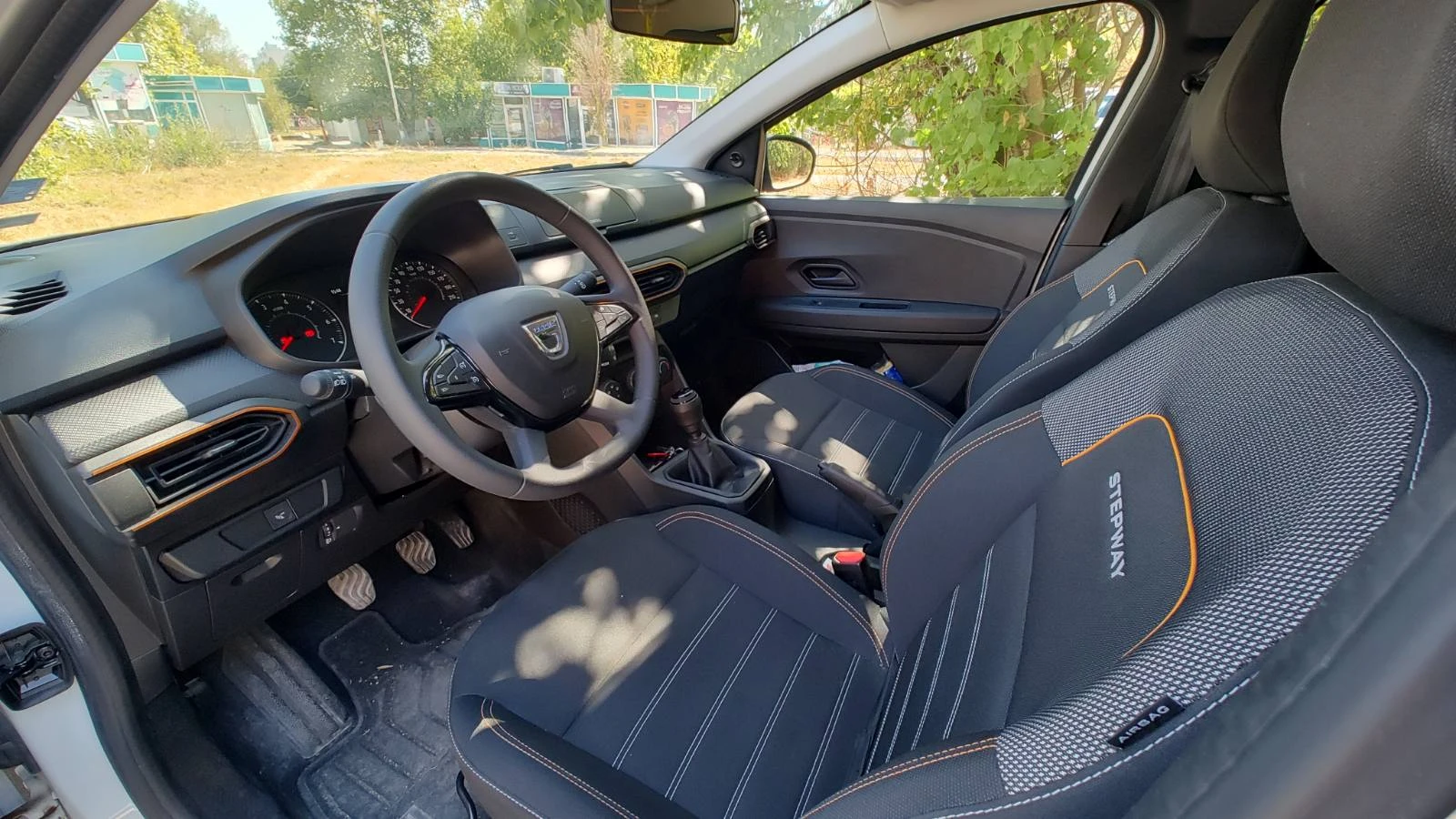 Dacia Sandero Stepway ����������� | Mobile.bg � ����������� 13