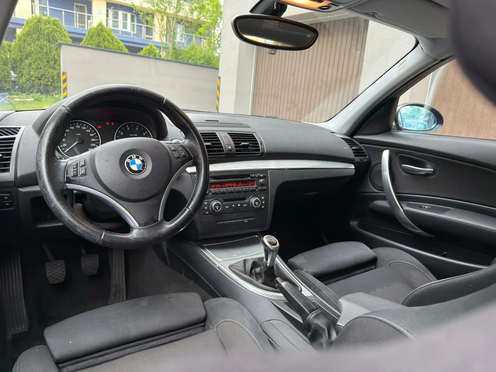 BMW 118 ТОП СЪСТОЯНИЕ, снимка 12 - Автомобили и джипове - 54524077