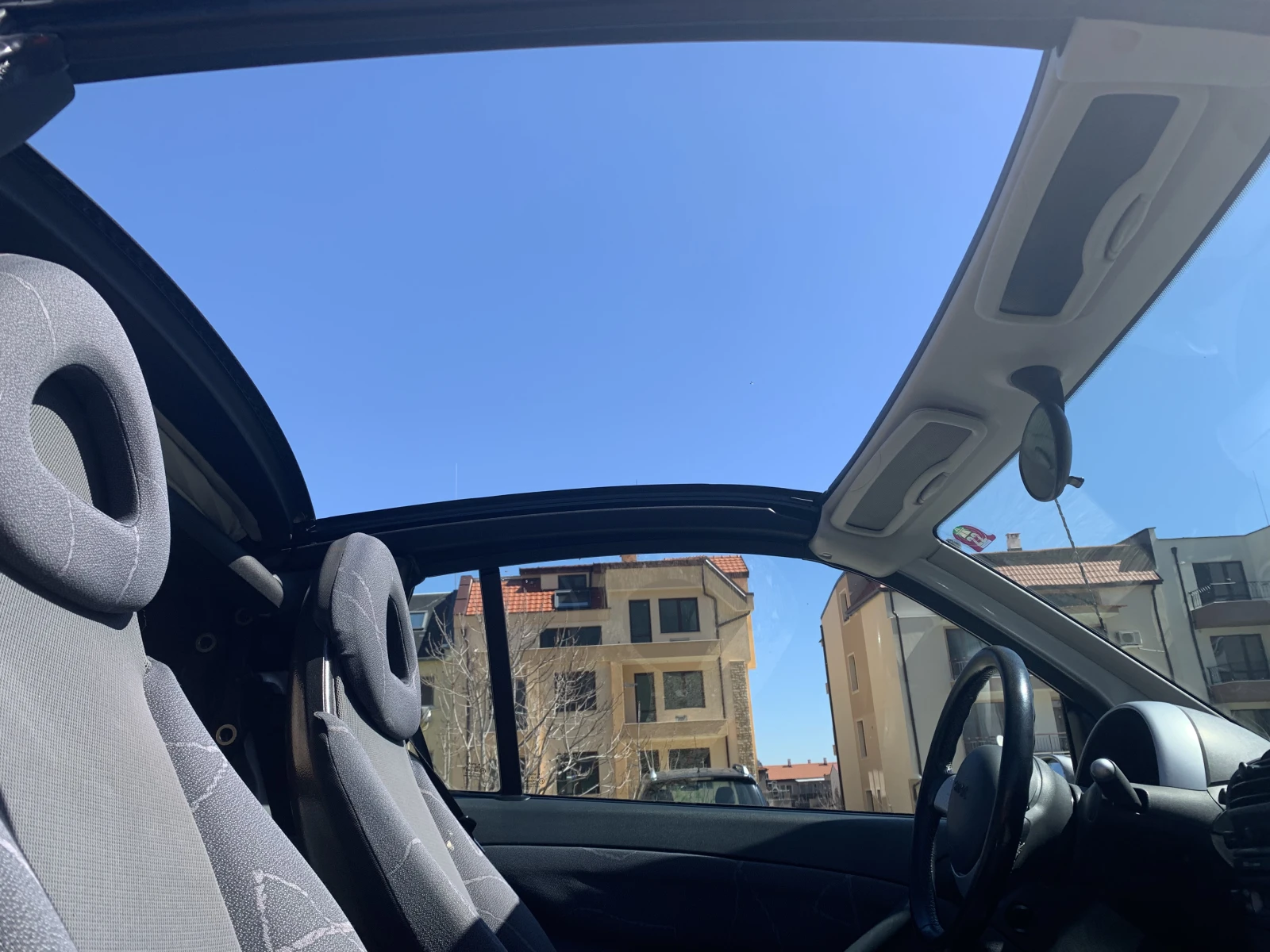 Smart Fortwo Cabrio, снимка 12 - Автомобили и джипове - 54561305