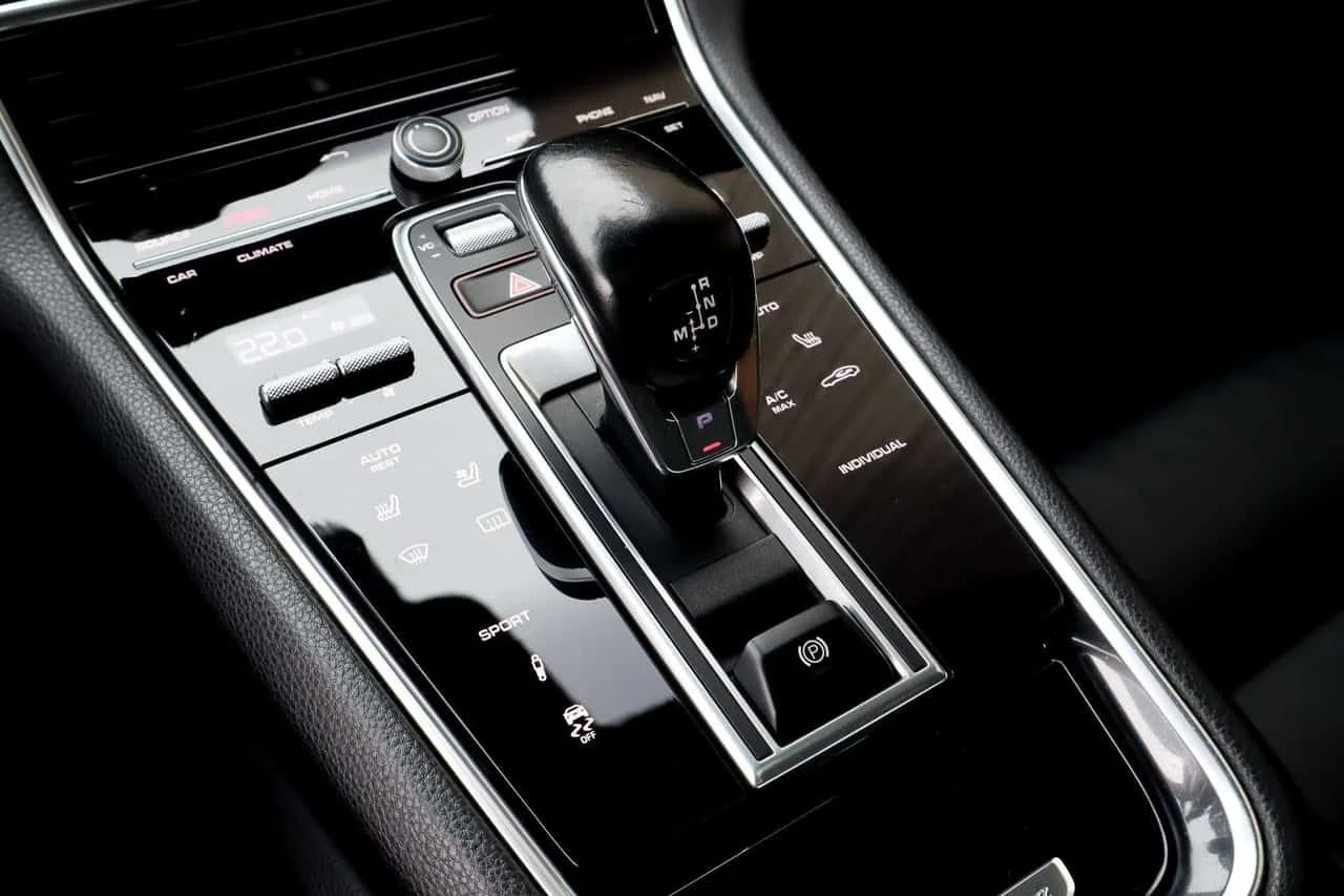 Porsche Panamera 4 AWD | 360 | Bose | CARFAX, снимка 10 - Автомобили и джипове - 55010619