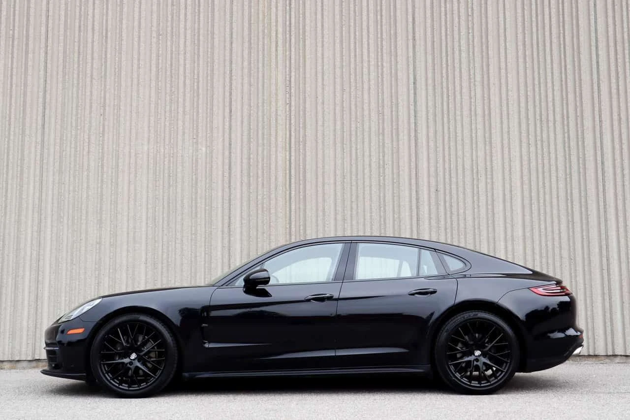 Porsche Panamera 4 AWD | 360 | Bose | CARFAX, снимка 2 - Автомобили и джипове - 55010619