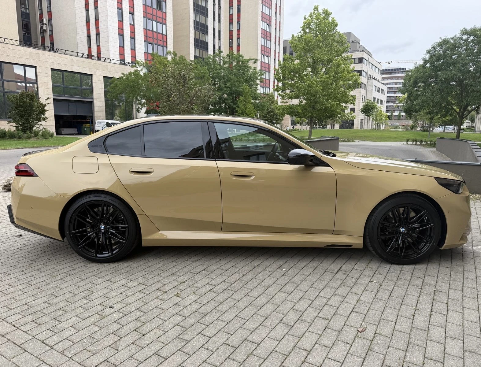 BMW M5 Competition, снимка 5 - Автомобили и джипове - 55126990
