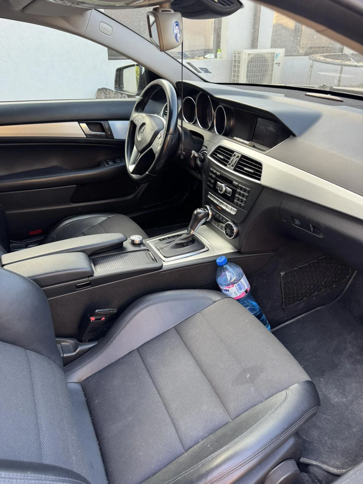 Mercedes-Benz C 220, снимка 9 - Автомобили и джипове - 55341773