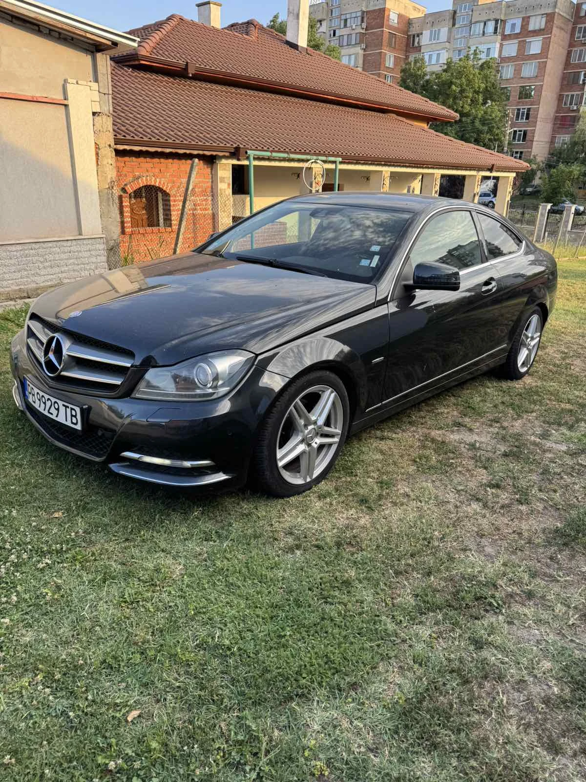 Mercedes-Benz C 220, снимка 4 - Автомобили и джипове - 55341773