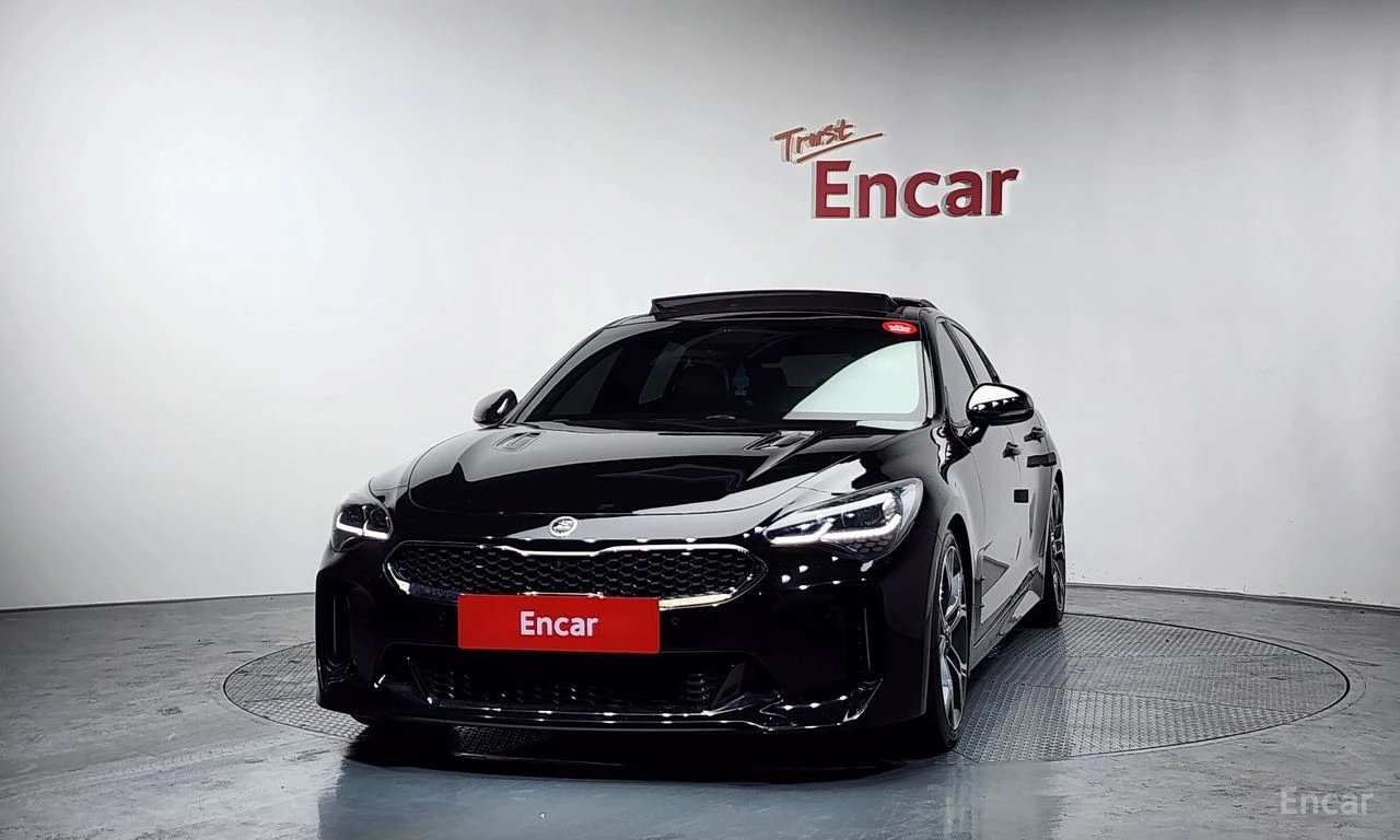 Kia Stinger 3.3* TURBO* GT* ОБДУХВАНЕ* ДИСТРОНИК* ХЕДЪП* 360КА, снимка 3 - Автомобили и джипове - 55536963