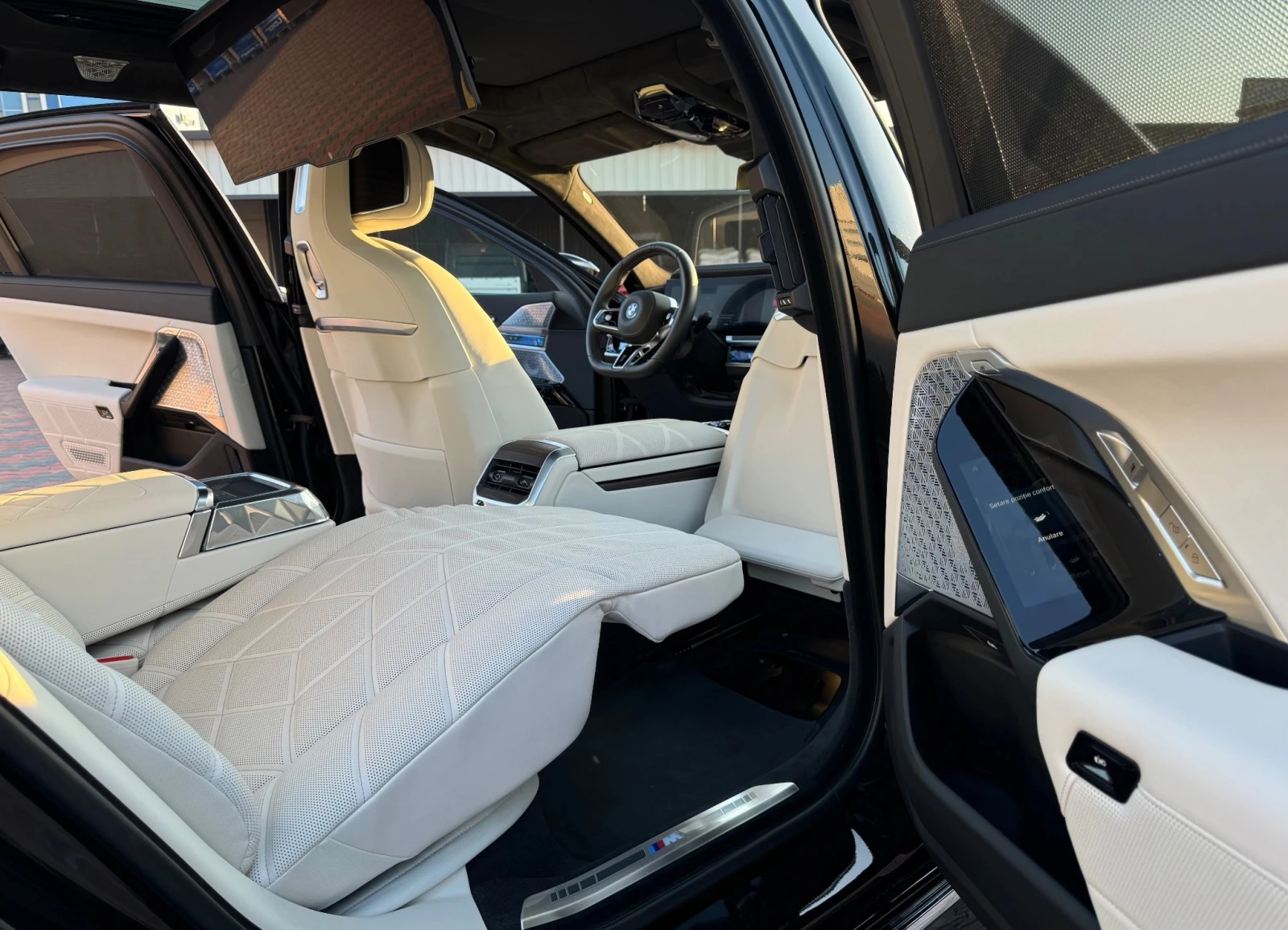 BMW 760 e xDrive M-Sport Plug-In Hybrid, снимка 7 - Автомобили и джипове - 55624468