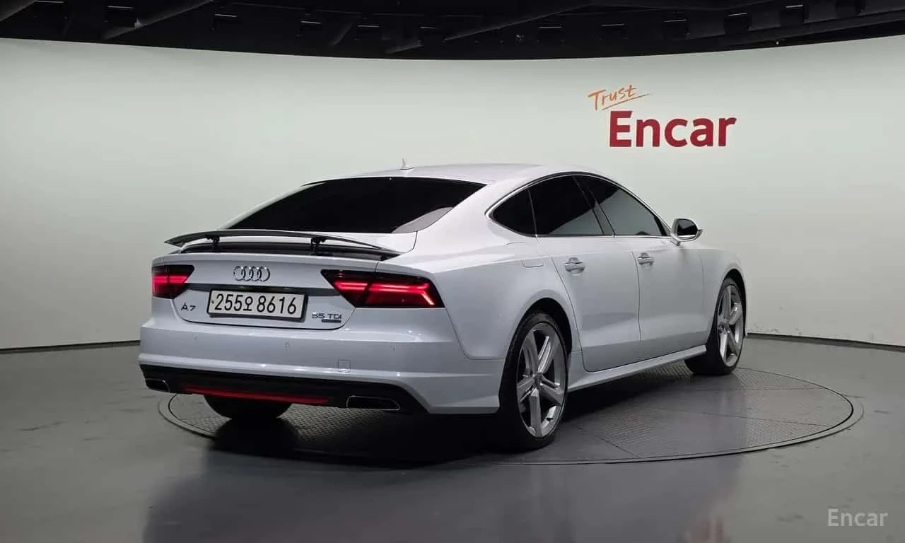 Audi A7  55 TDI / 360 / DIS / HUD /BOSE / АВТОКРЕДИТ, снимка 2 - Автомобили и джипове - 55787828