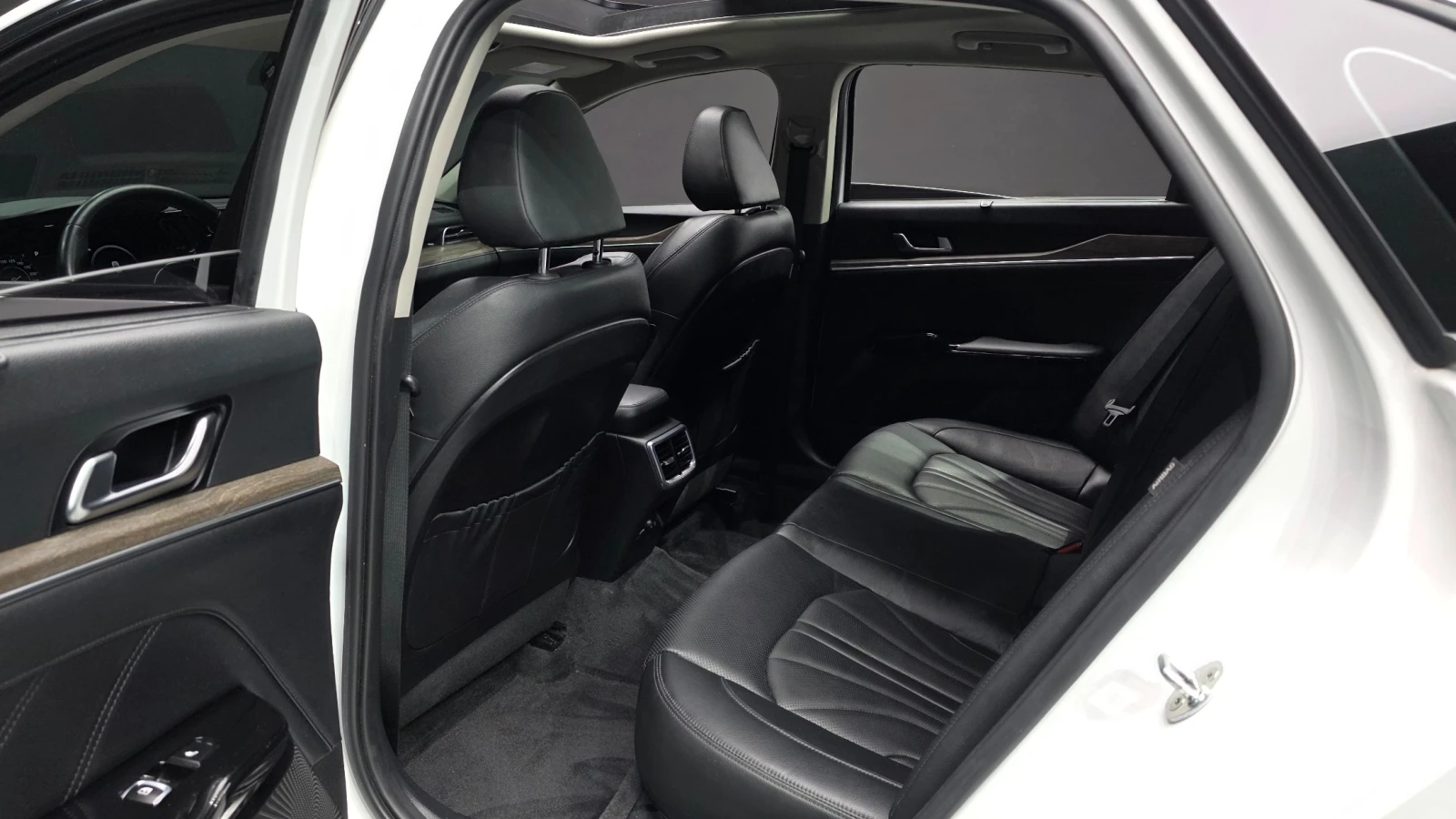 Kia K5 2, 0 Signature /360/Disi/�������� | Mobile.bg � ����������� 10
