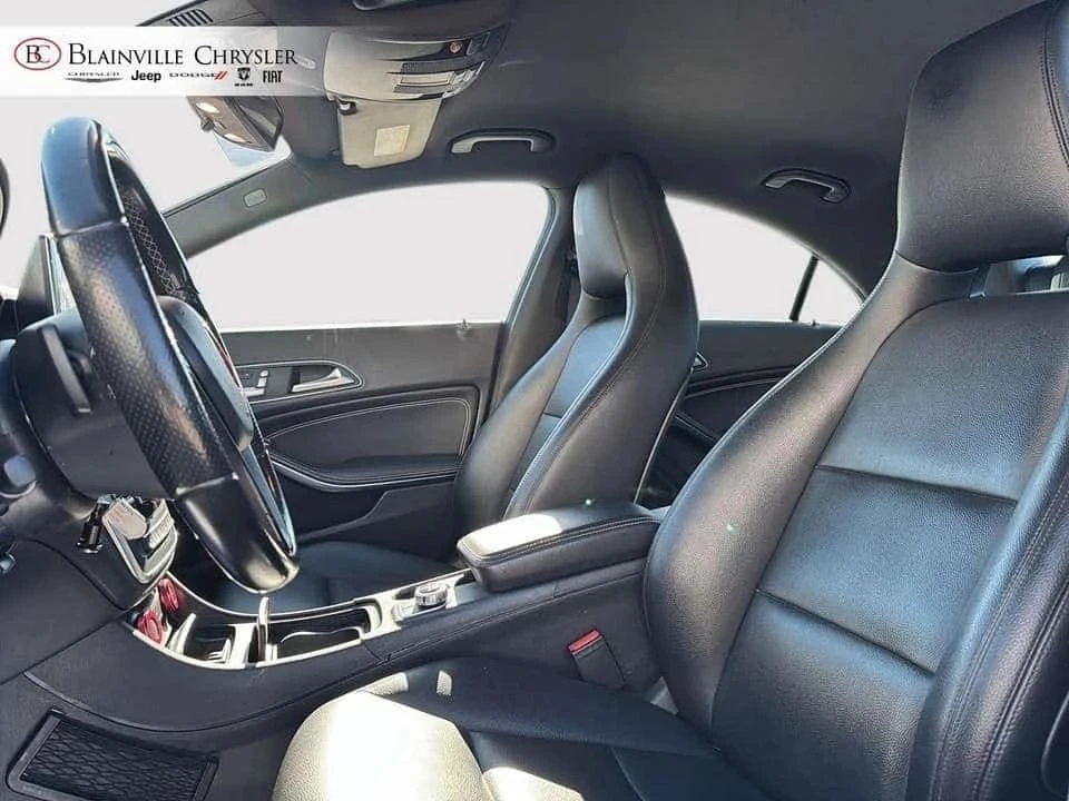 Mercedes-Benz CLA, снимка 11 - Автомобили и джипове - 56689560