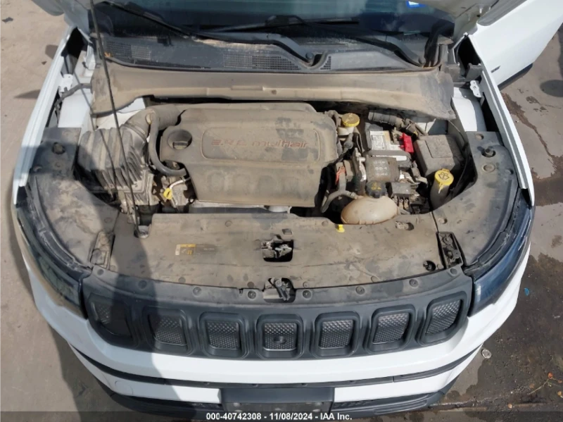 Jeep Cherokee 2.4 LATITUDE FWD, снимка 16 - Автомобили и джипове - 48770664