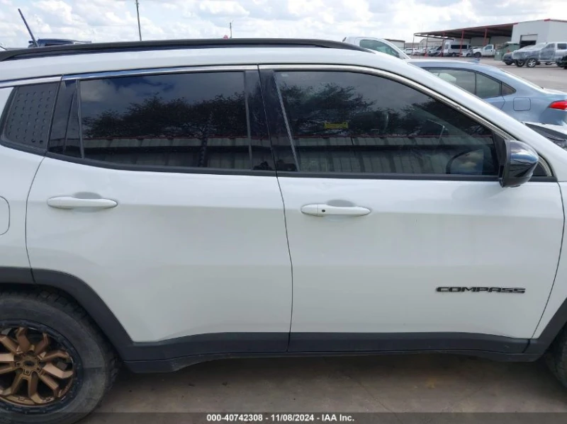 Jeep Cherokee 2.4 LATITUDE FWD, снимка 7 - Автомобили и джипове - 48770664