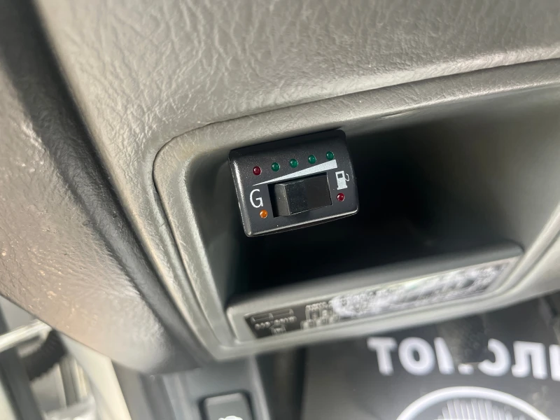 Honda Hr-v 1.6 БЕНЗИН/ГАЗ 4Х4, снимка 13 - Автомобили и джипове - 49619147