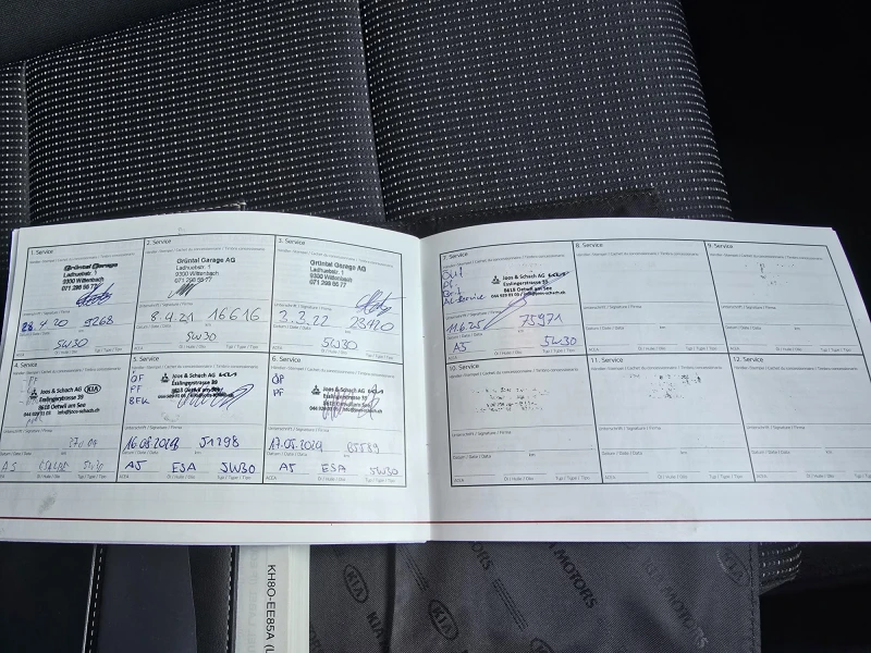 Kia Sportage 1, 6 4Х4 ШВЕЙЦАРИЯ, снимка 12 - Автомобили и джипове - 51600779