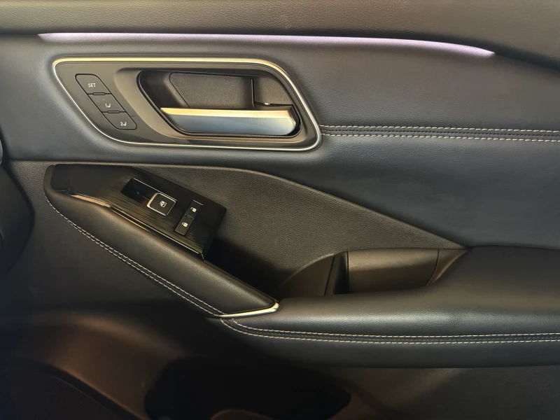 Nissan Qashqai 4x4 Tekna+ в гаранция, снимка 16 - Автомобили и джипове - 52169665