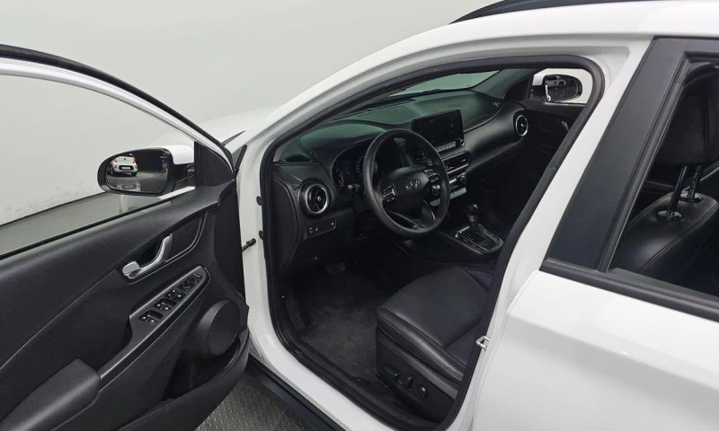 Hyundai Kona Gasoline 1.6 Turbo 2WD Inspiration, снимка 10 - Автомобили и джипове - 52112912