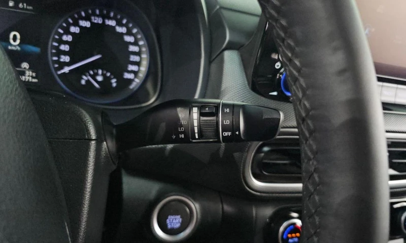 Hyundai Kona Gasoline 1.6 Turbo 2WD Inspiration, снимка 15 - Автомобили и джипове - 52112912