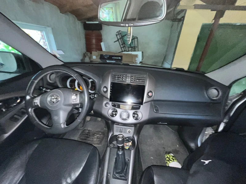 Toyota Rav4 2200, снимка 7 - Автомобили и джипове - 52350029