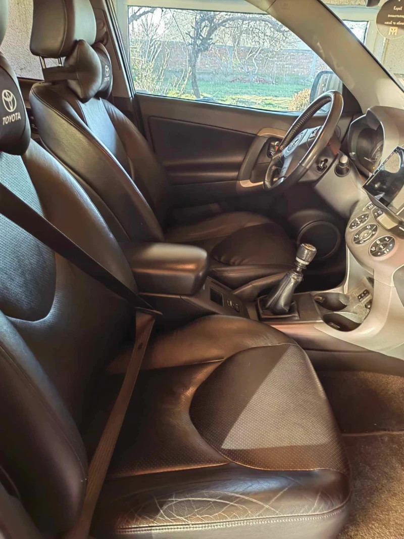 Toyota Rav4 2200, снимка 14 - Автомобили и джипове - 53332006