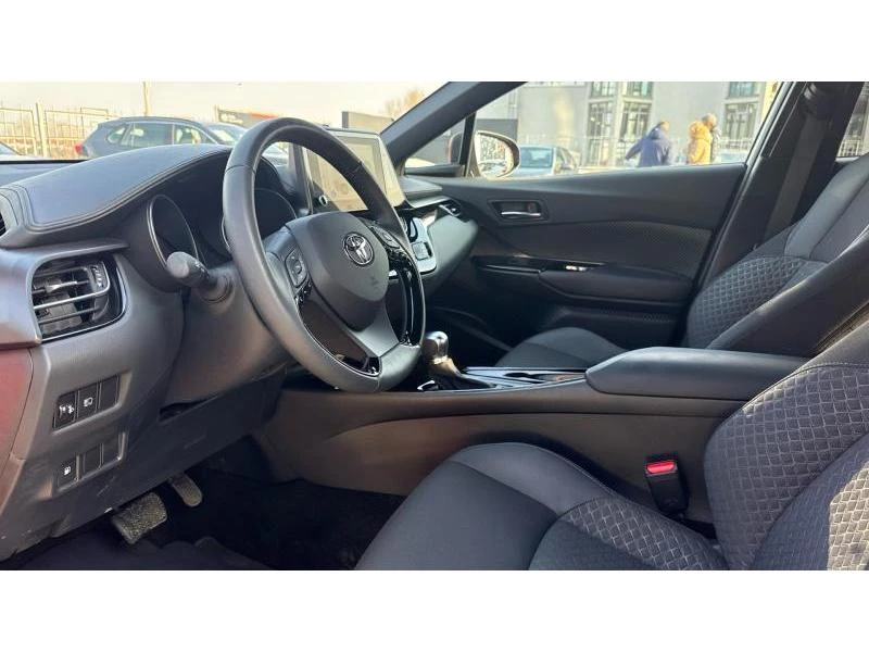 Toyota C-HR 1.8 HSD Club, снимка 12 - Автомобили и джипове - 49269448